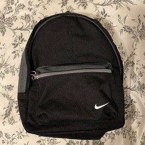 Nike Classic Kids Mini Backpack